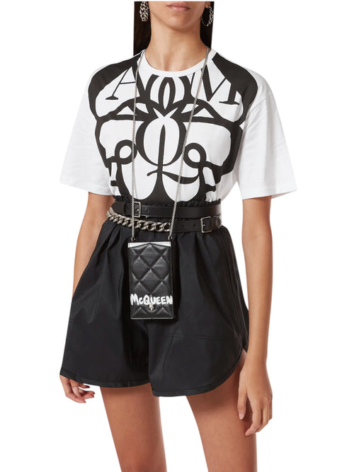 Alexander McQueen Skull Phone Case on Chain in Quilted Nappa